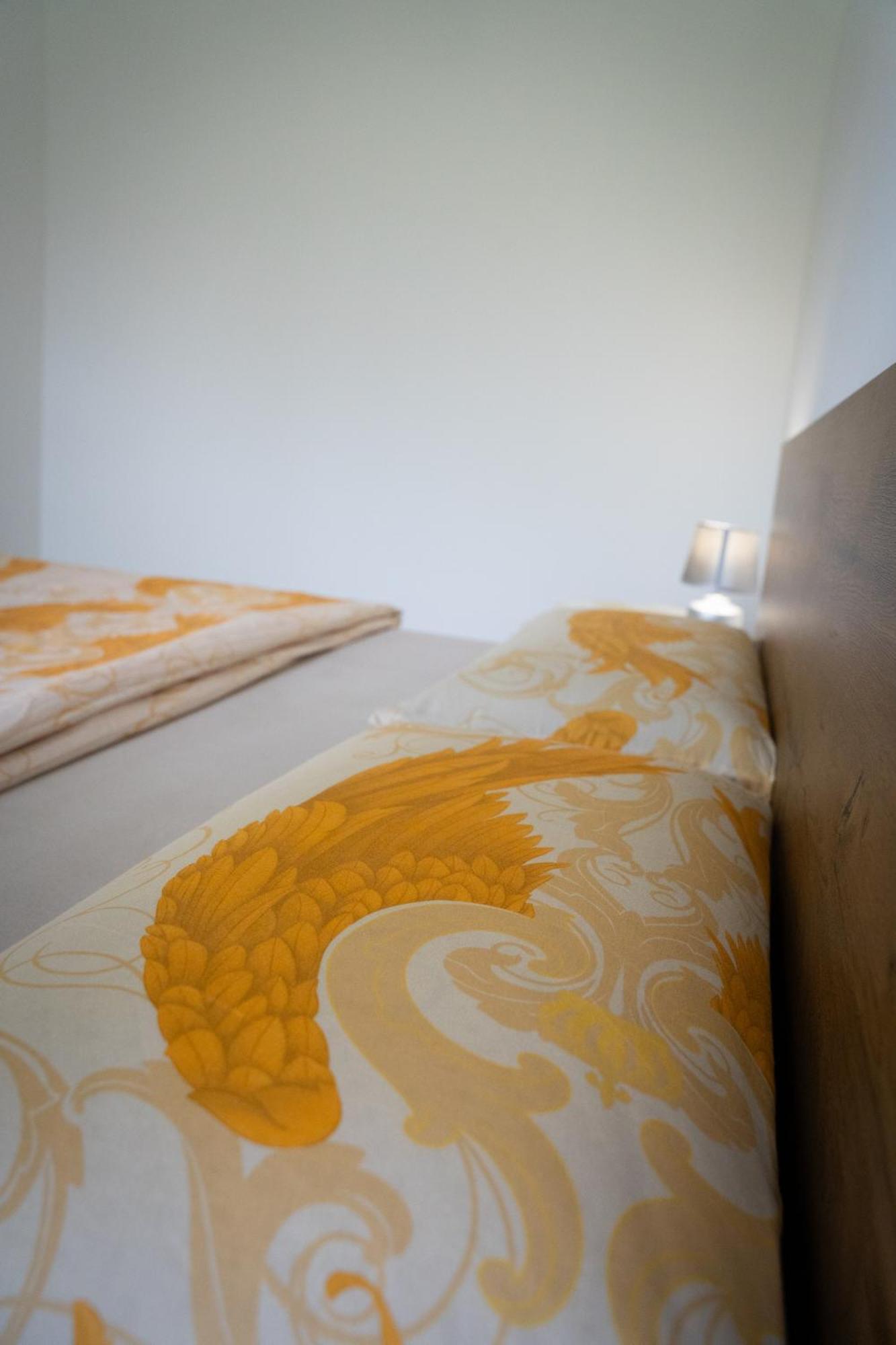 Apartment Una Laguna Bihać Esterno foto