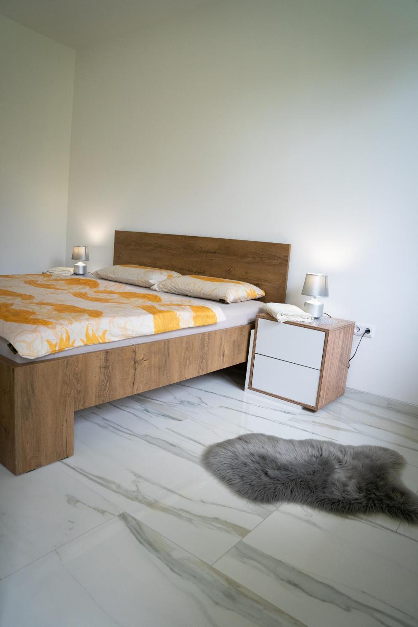 Apartment Una Laguna Bihać Esterno foto